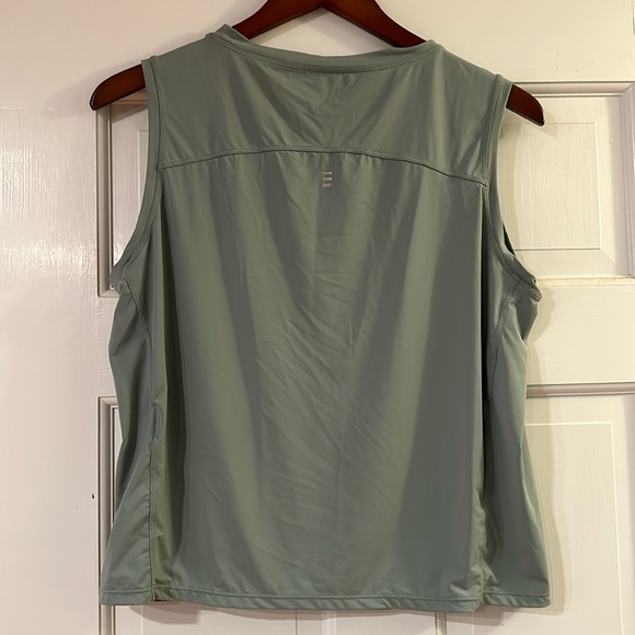 Yoga exercise tank tops set of 2 - Picture 8 of 9